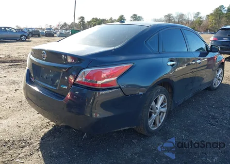 2015 Nissan Altima 2.5/2.5 S/2.5 Sl/2.5 Sv from USA, damaged, VIN 1N4AL3AP6FN368709